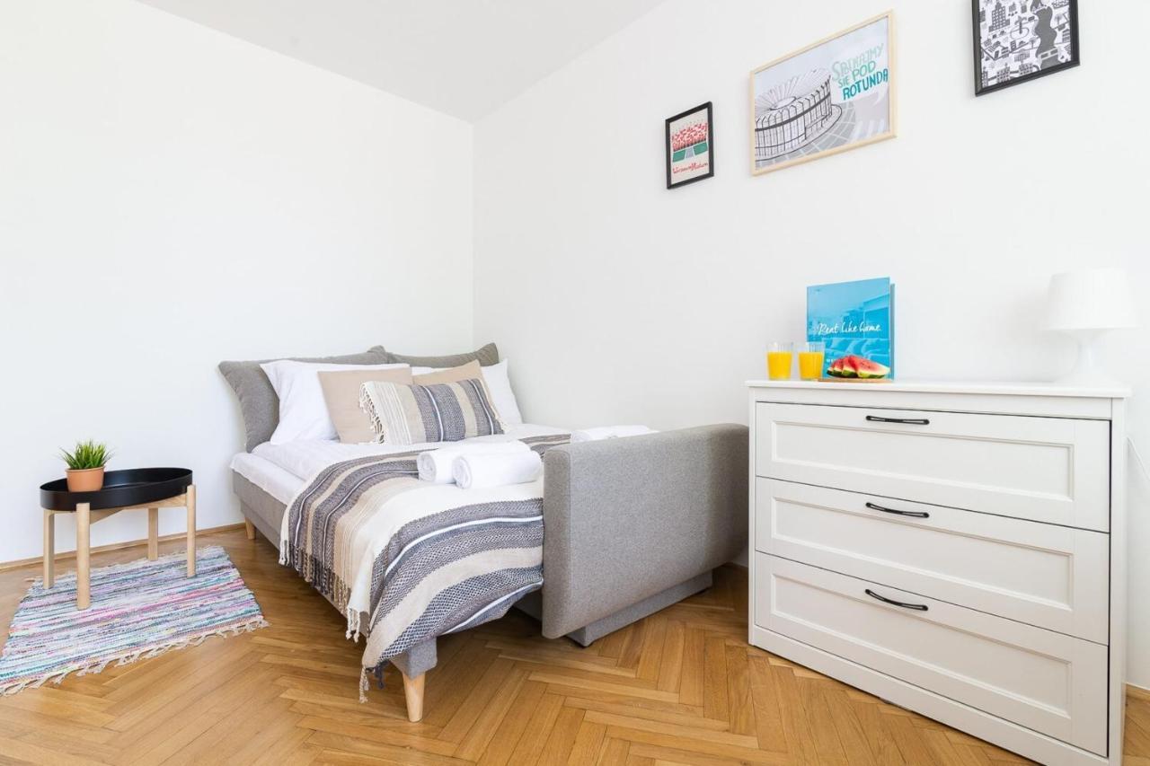 Rent Like Home - Pawia 36 Warschau Exterior foto