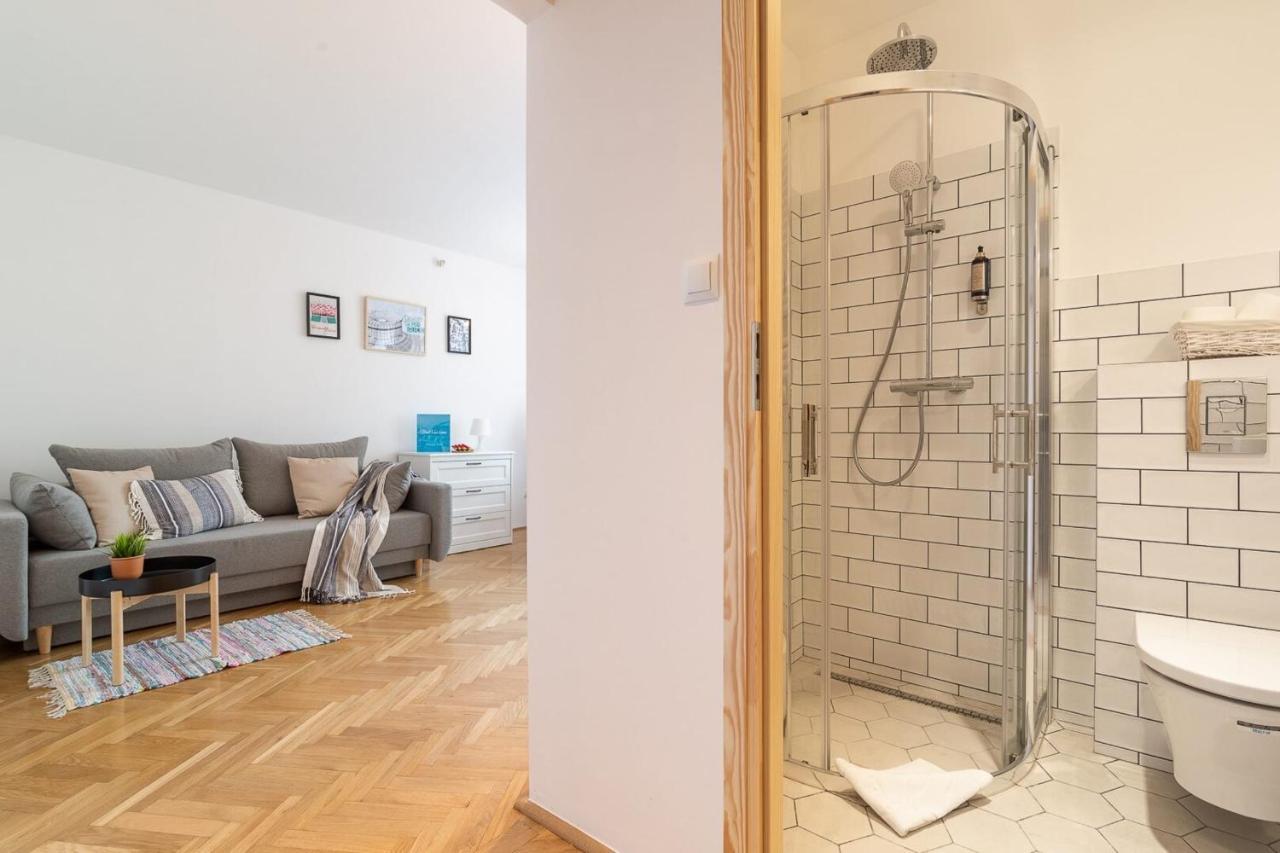 Rent Like Home - Pawia 36 Warschau Exterior foto